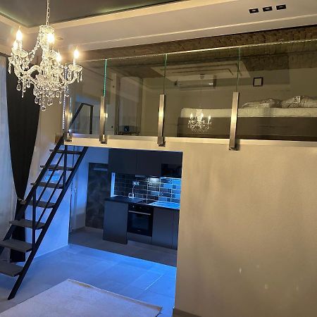 Legendary Apartment บูดาเปสต์ ภายนอก รูปภาพ
