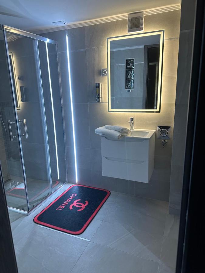 Legendary Apartment บูดาเปสต์ ภายนอก รูปภาพ
